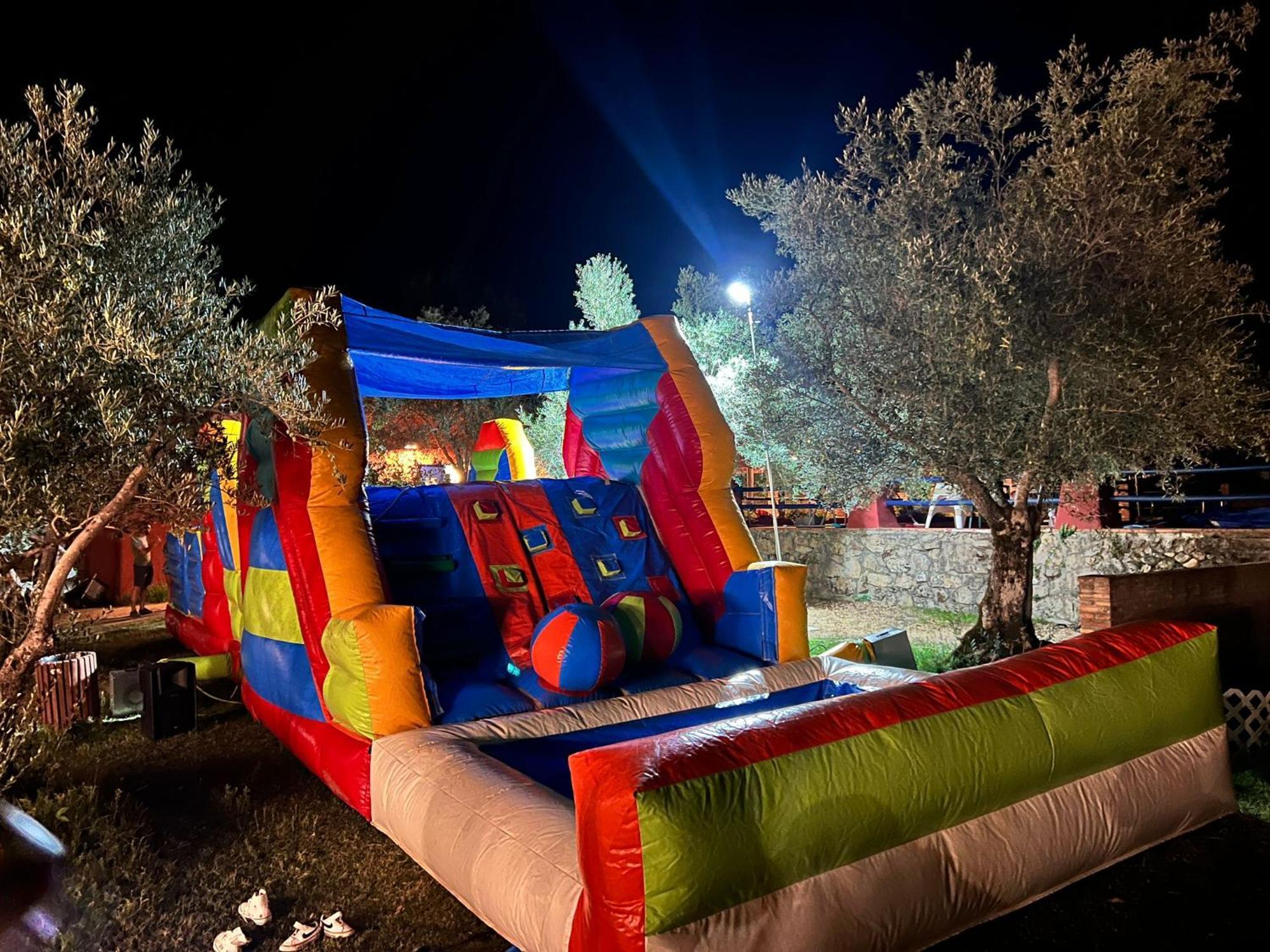 Complejo Aldea Vetonia Check Out Hasta Las 20H Parque De Mascotas Zonas Infantiles Ideal Grupos Parejas Familias Informate Apertura Piscina 1 De Mayo Hervás Dış mekan fotoğraf