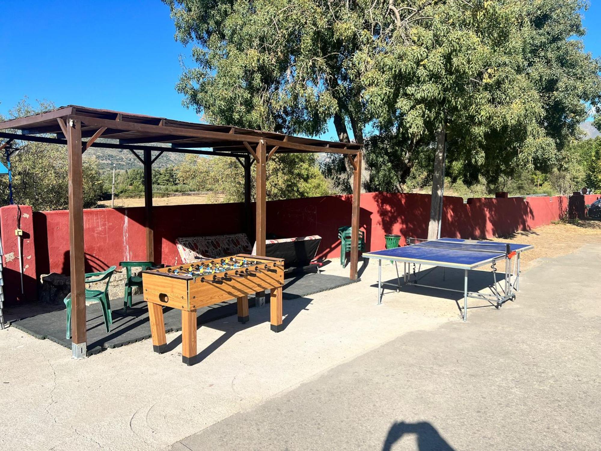 Complejo Aldea Vetonia Check Out Hasta Las 20H Parque De Mascotas Zonas Infantiles Ideal Grupos Parejas Familias Informate Apertura Piscina 1 De Mayo Hervás Dış mekan fotoğraf